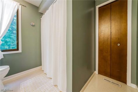 427 Armour Road Avon Lake OH 44012