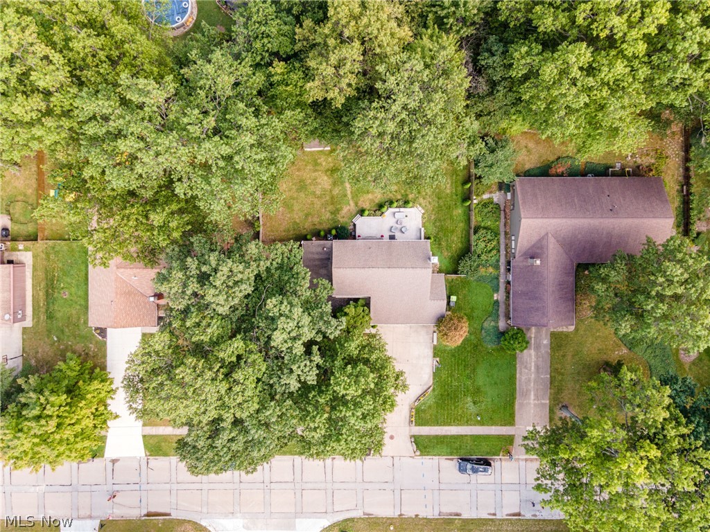 427 Armour Road Avon Lake OH 44012