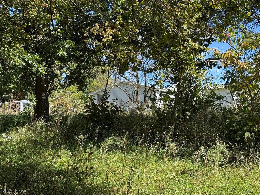 5977 Dalton Fox Lake Road North Lawrence OH 44666