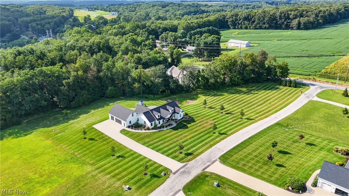 4724 Braxton Lane Wooster OH 44691