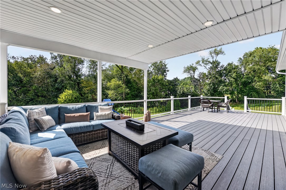 4724 Braxton Lane Wooster OH 44691