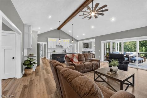 4724 Braxton Lane Wooster OH 44691