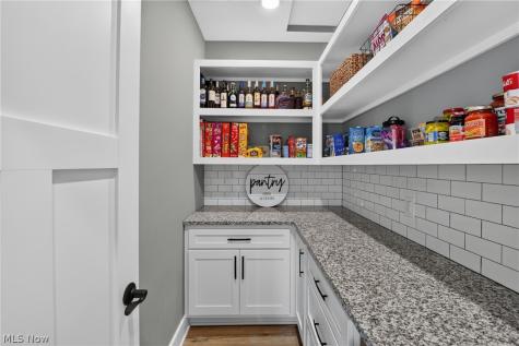 4724 Braxton Lane Wooster OH 44691