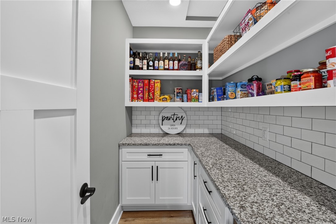 4724 Braxton Lane Wooster OH 44691