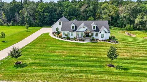 4724 Braxton Lane Wooster OH 44691
