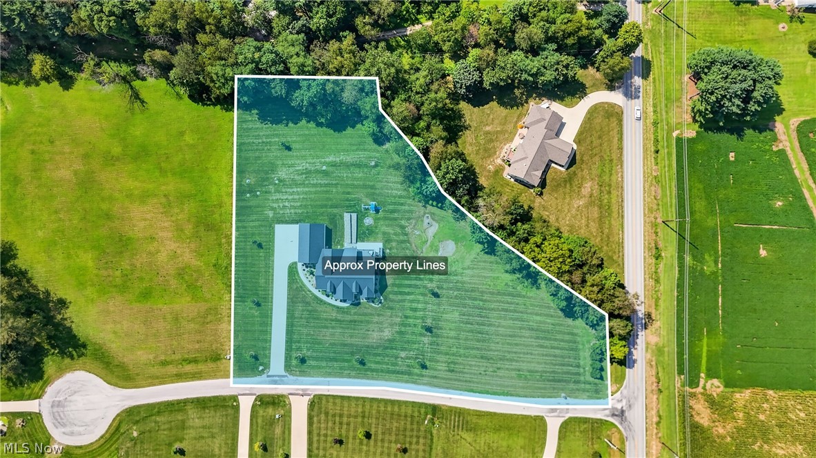 4724 Braxton Lane Wooster OH 44691