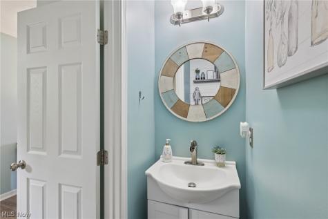 2721 Krska Place Barberton OH 44203