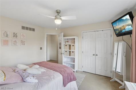 2721 Krska Place Barberton OH 44203