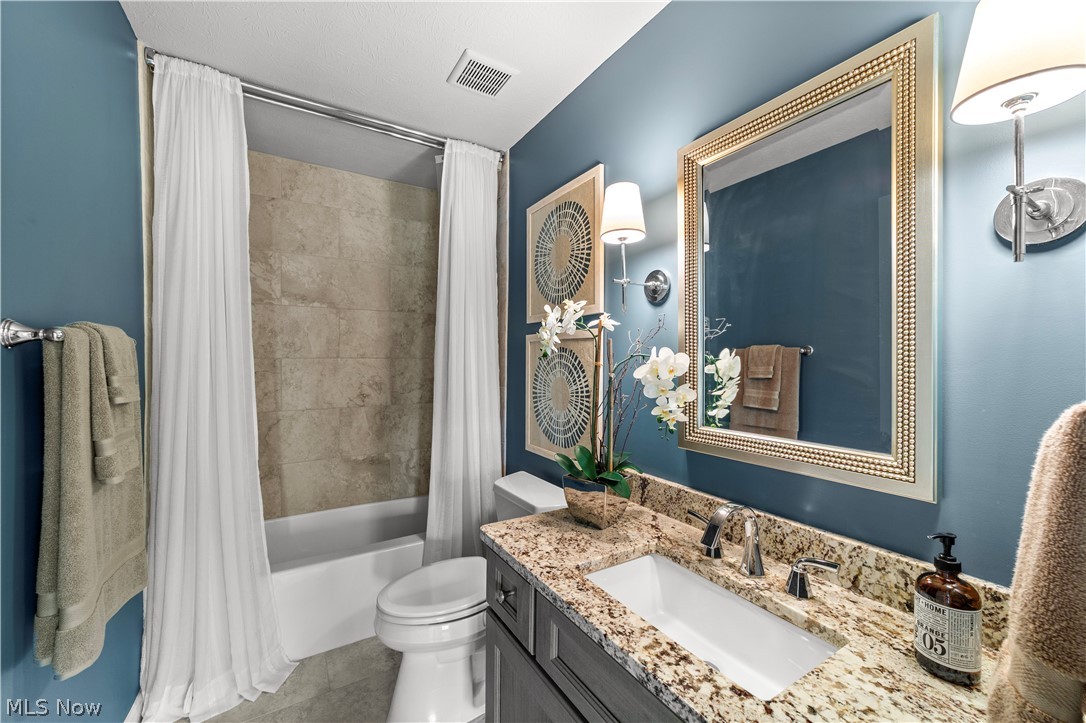 10187 Versailles Drive Strongsville OH 44136