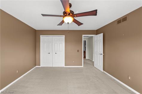 10187 Versailles Drive Strongsville OH 44136