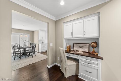 10187 Versailles Drive Strongsville OH 44136