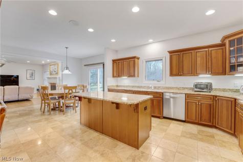 38595 Flanders Drive Solon OH 44139