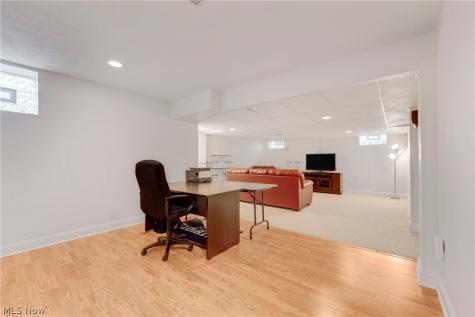38595 Flanders Drive Solon OH 44139