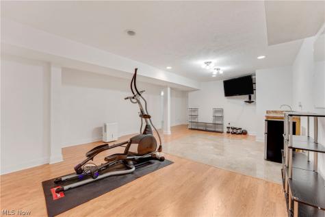 38595 Flanders Drive Solon OH 44139