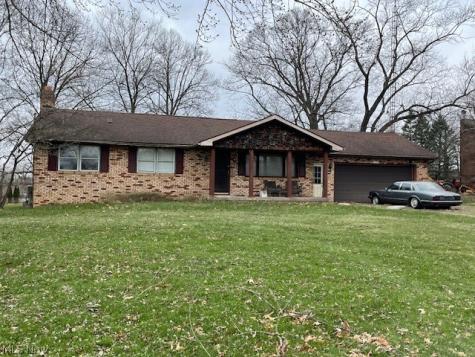 3795 Broadway Avenue NE Louisville OH 44641