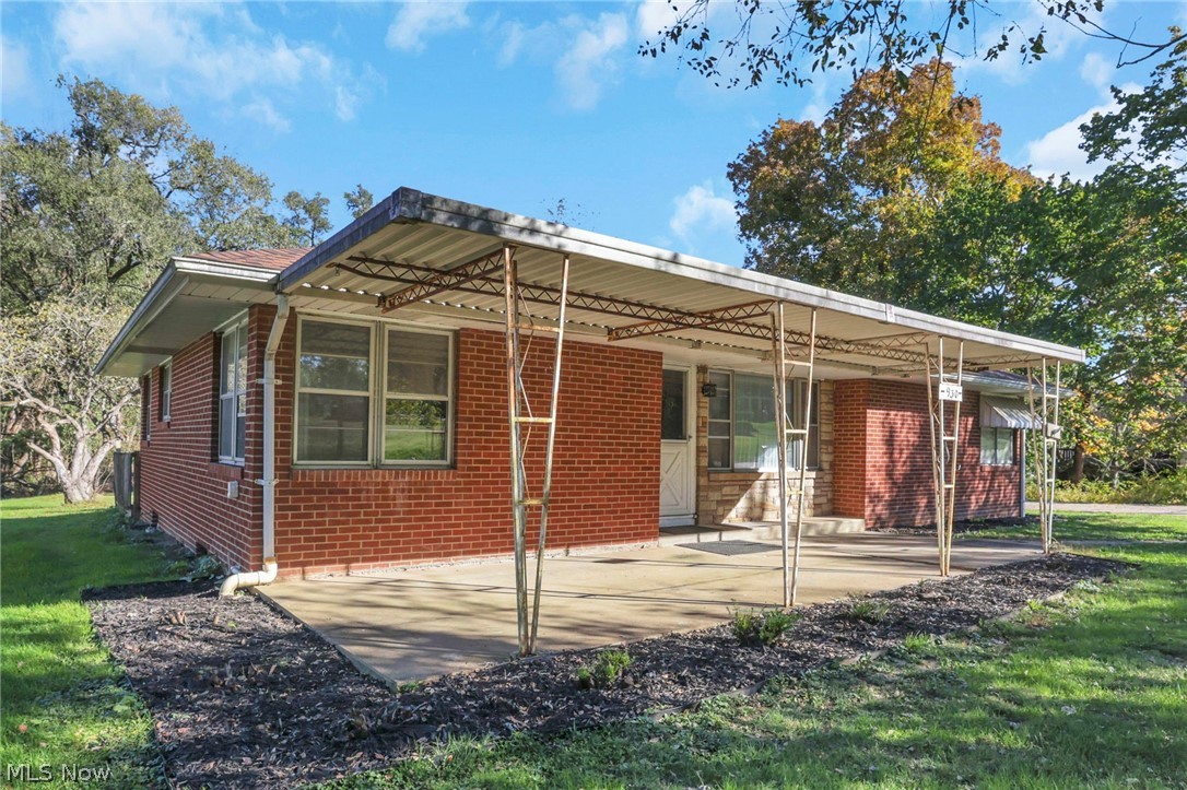 930 Friendship Drive New Concord OH 43762