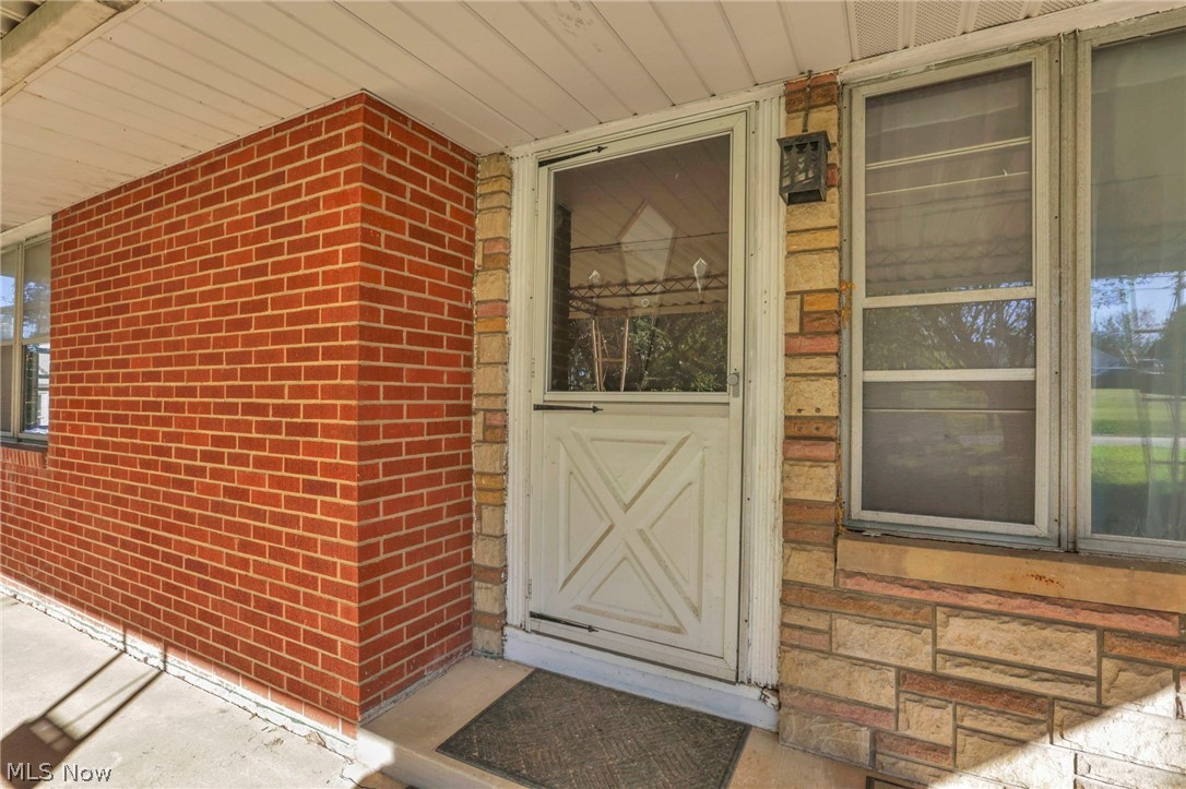 930 Friendship Drive New Concord OH 43762