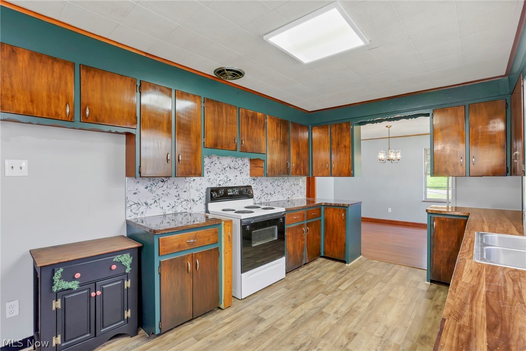930 Friendship Drive New Concord OH 43762