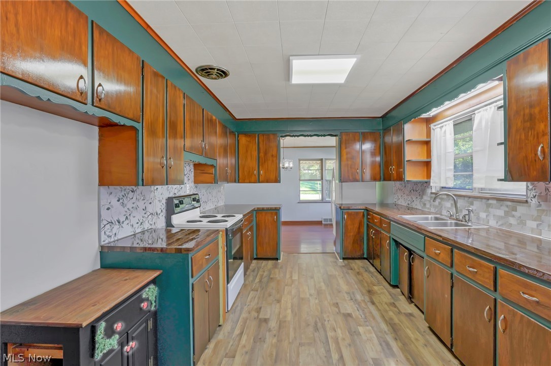 930 Friendship Drive New Concord OH 43762