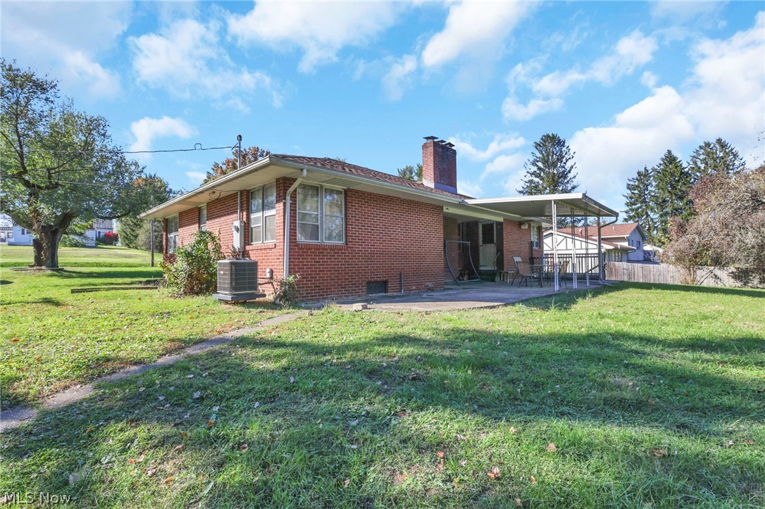 930 Friendship Drive New Concord OH 43762