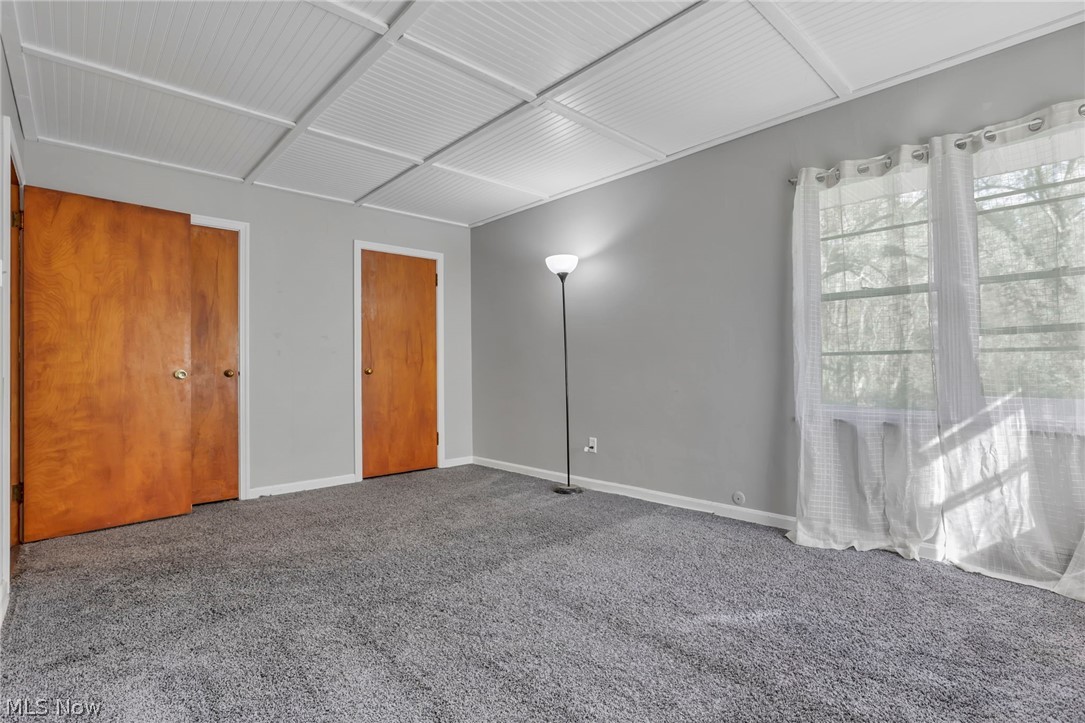 930 Friendship Drive New Concord OH 43762