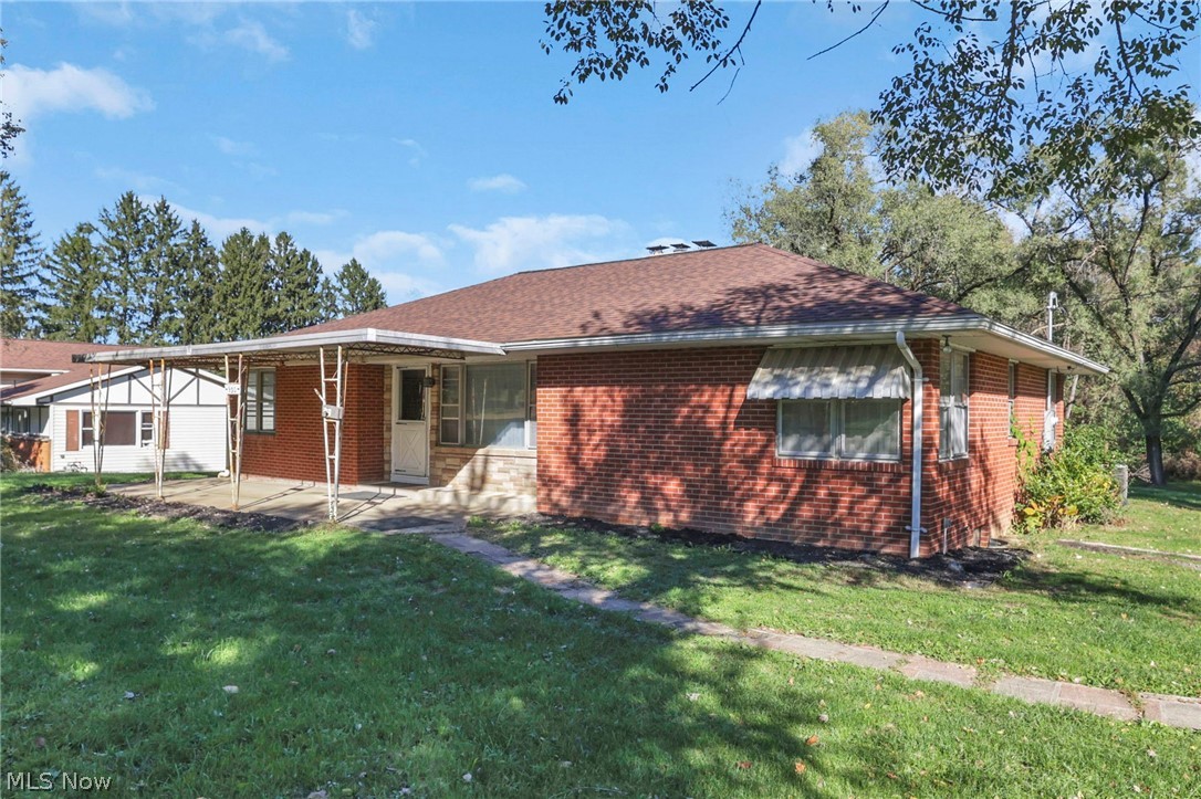 930 Friendship Drive New Concord OH 43762
