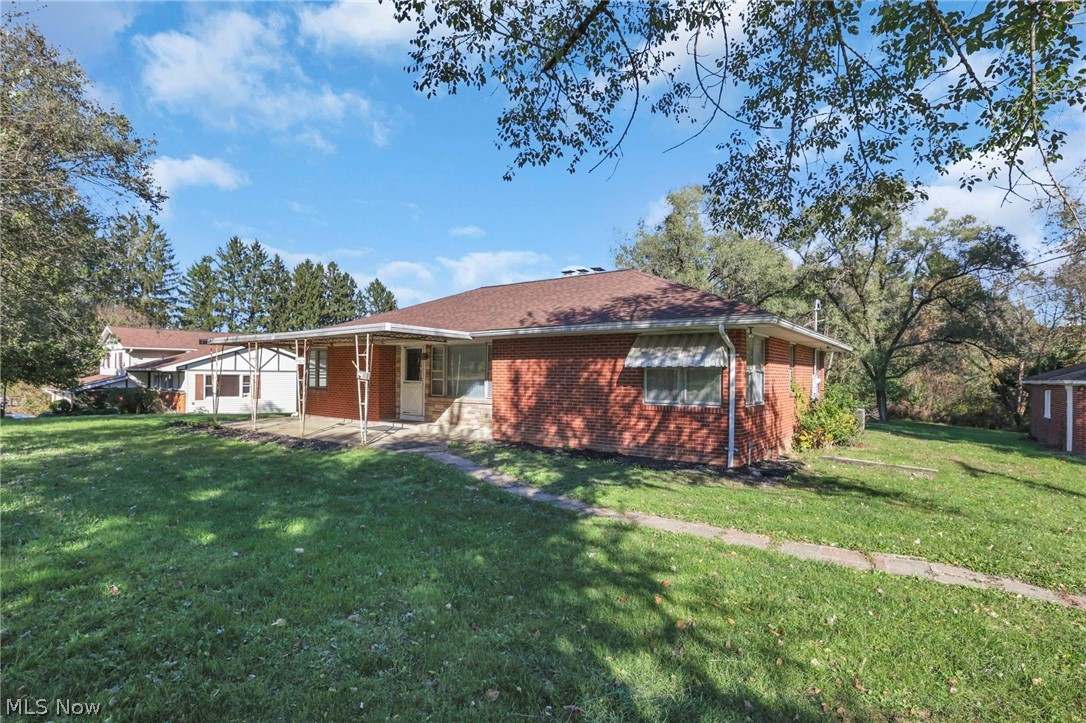 930 Friendship Drive New Concord OH 43762
