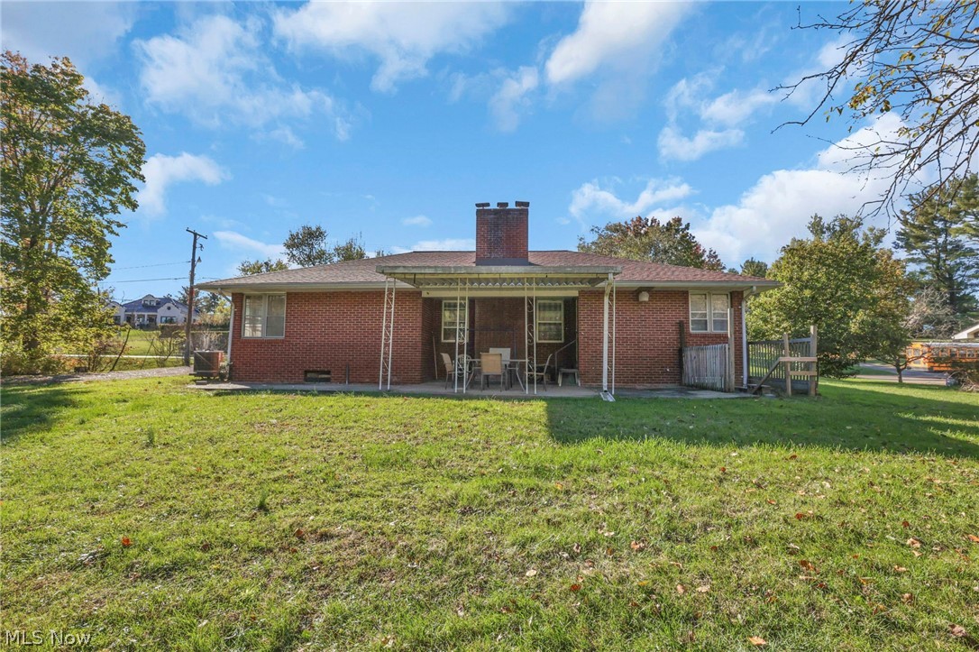 930 Friendship Drive New Concord OH 43762