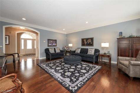 4966 Abbey Church Avenue NW Canton OH 44718