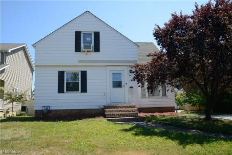 1081 Argonne Road South Euclid OH 44121
