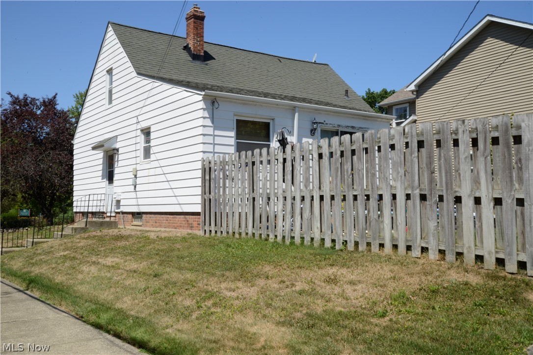 1081 Argonne Road South Euclid OH 44121