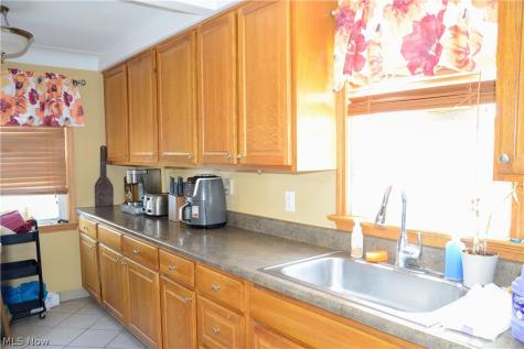1081 Argonne Road South Euclid OH 44121