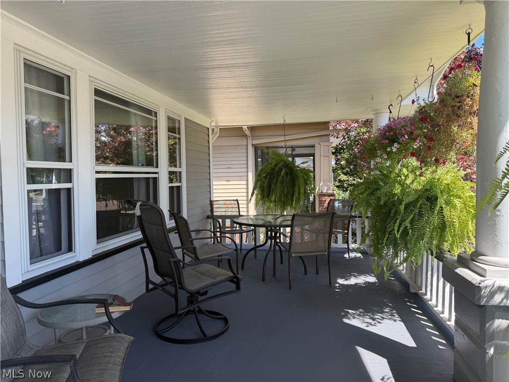 1370 Mathews Avenue Lakewood OH 44107