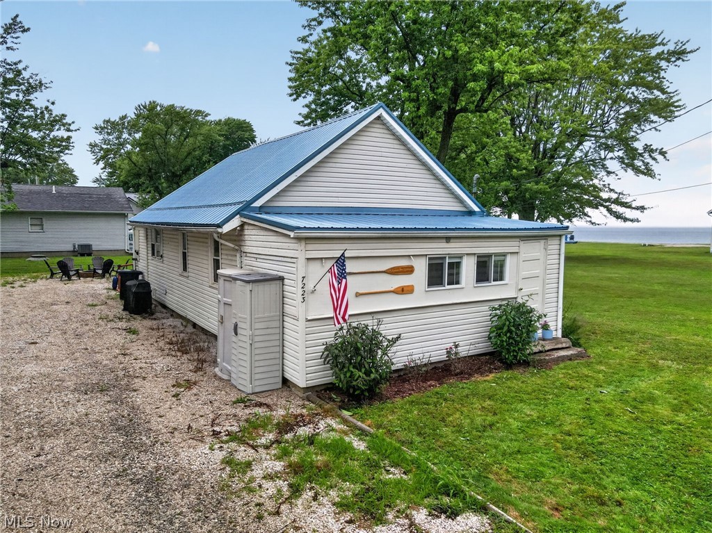 7223 Kenmore Avenue North Kingsville OH 44068