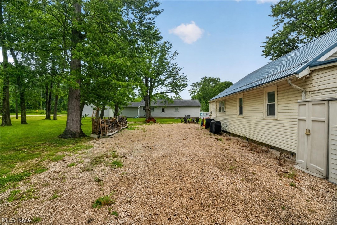 7223 Kenmore Avenue North Kingsville OH 44068