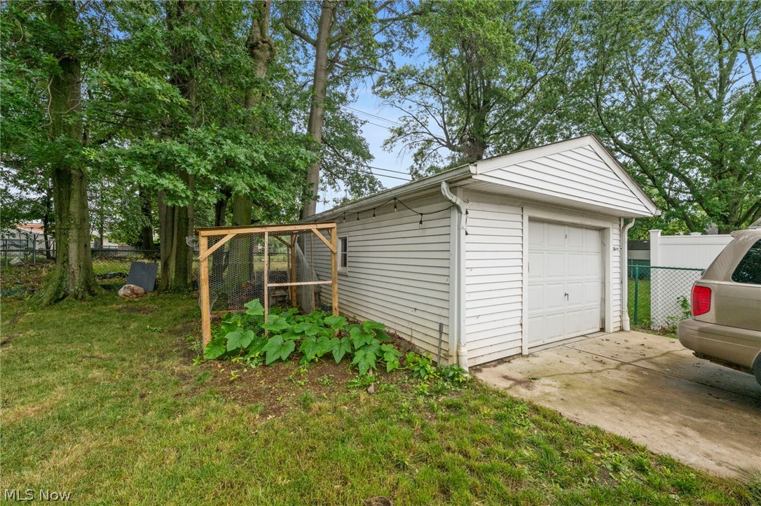 26850 Gary Avenue Euclid OH 44132