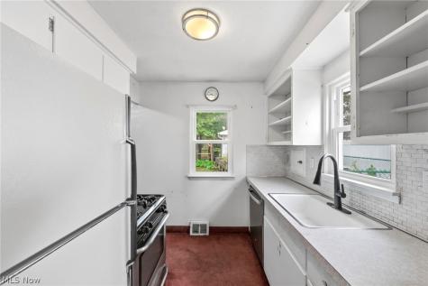 26850 Gary Avenue Euclid OH 44132