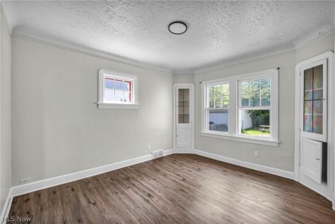 334 E 197 Street Euclid OH 44119