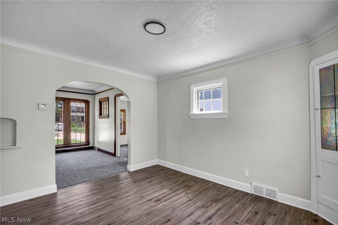 334 E 197 Street Euclid OH 44119