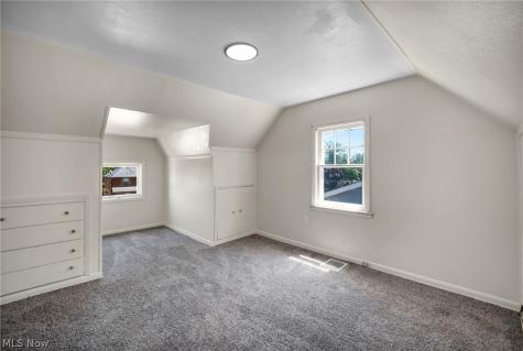 334 E 197 Street Euclid OH 44119
