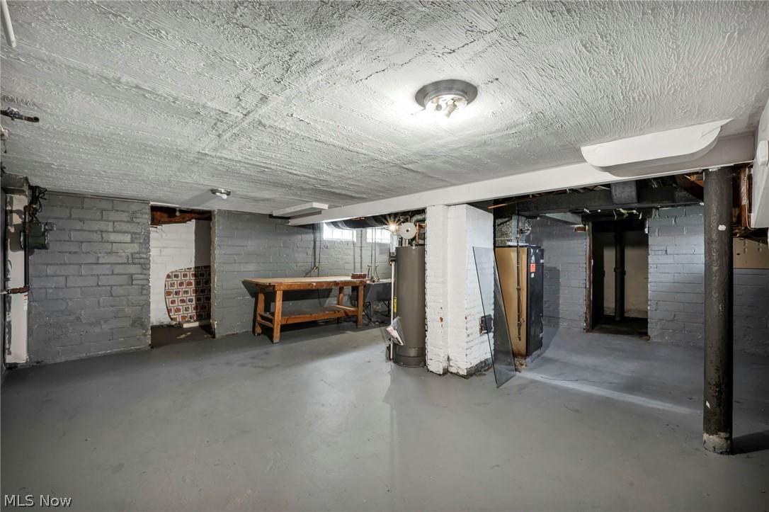 334 E 197 Street Euclid OH 44119