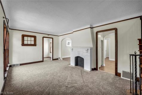 334 E 197 Street Euclid OH 44119