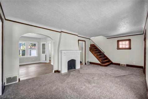 334 E 197 Street Euclid OH 44119