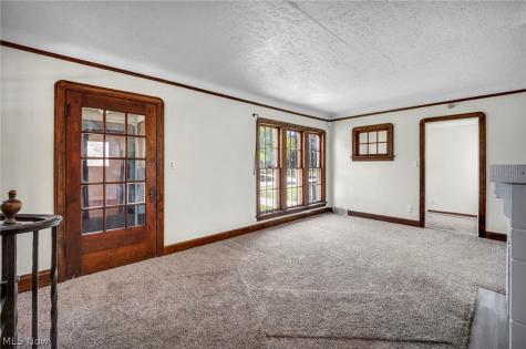 334 E 197 Street Euclid OH 44119