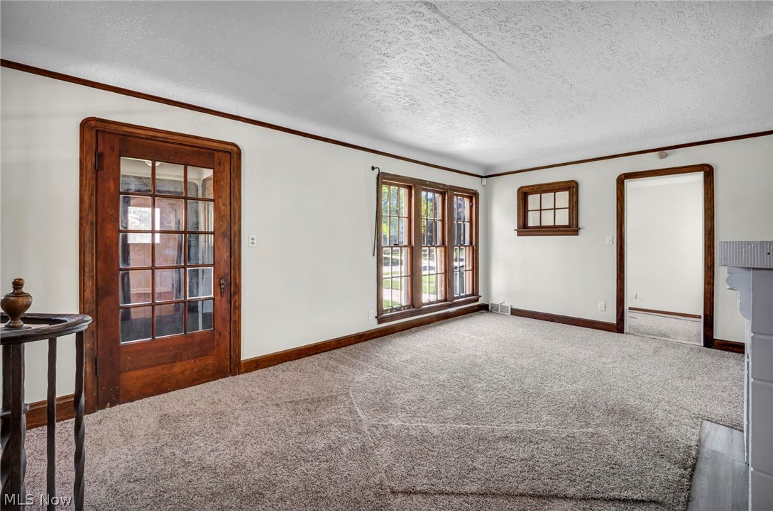 334 E 197 Street Euclid OH 44119
