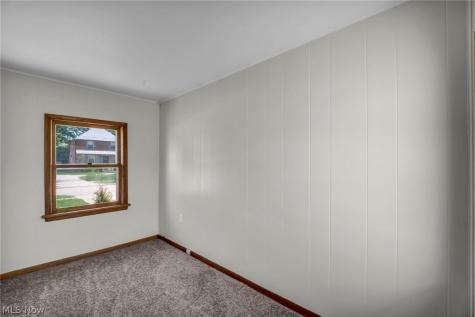 334 E 197 Street Euclid OH 44119