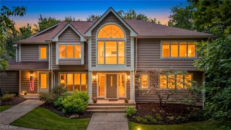 150 Sterncrest Drive Moreland Hills OH 44022