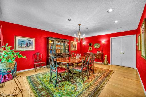150 Sterncrest Drive Moreland Hills OH 44022