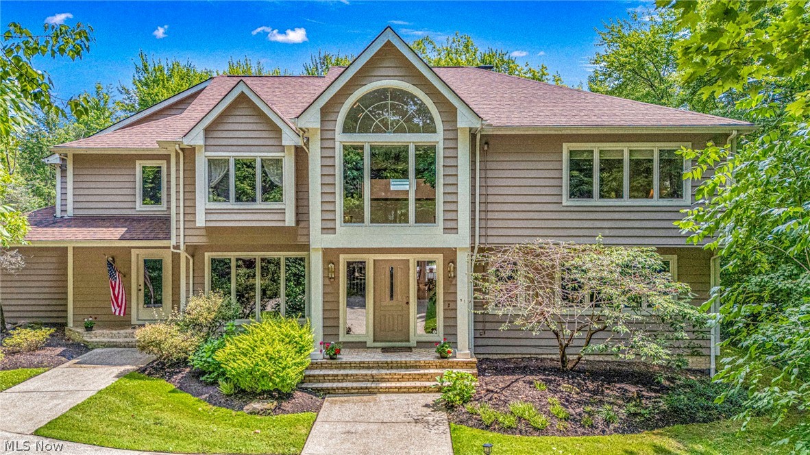150 Sterncrest Drive Moreland Hills OH 44022