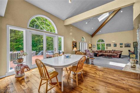 150 Sterncrest Drive Moreland Hills OH 44022